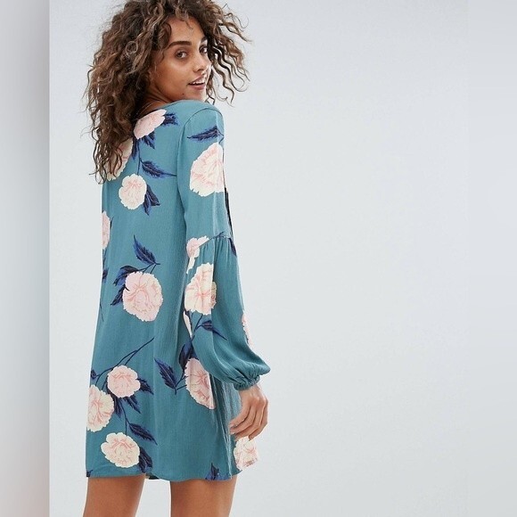 NWT Billabong Just Like You Lace Front Boho Dress Size S - Picture 3 of 10